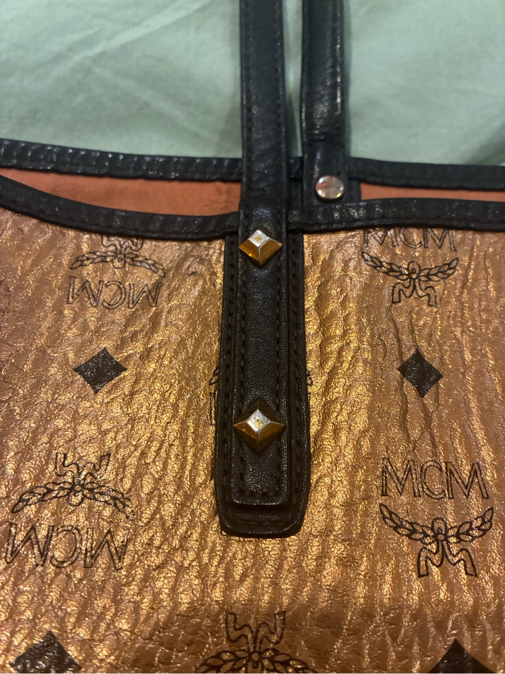 Authentic MCM Metallic Gold Tote with Black Trim - Amazing Condition - Picture 5 of 12